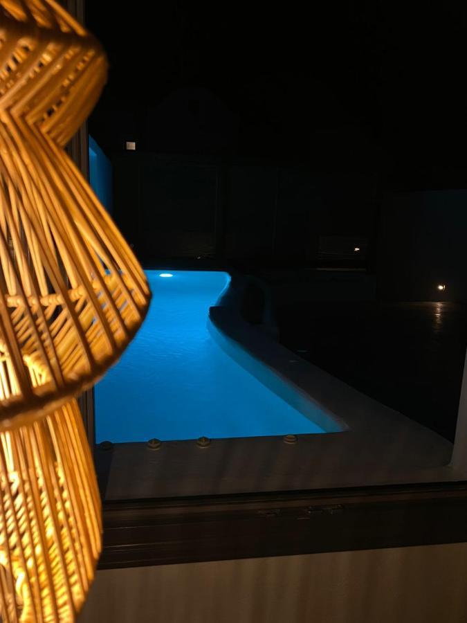 Filira Suites Perissa  Esterno foto