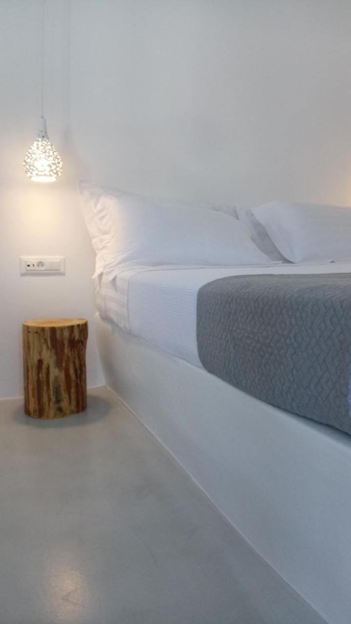 Filira Suites Perissa  Esterno foto